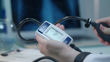 血压力监控<strong>高血压</strong>概念血压力检查设备